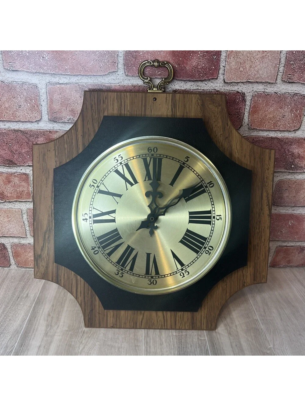 VINTAGE WALL CLOCK FLOATING PANEL VERICHRON MID CENTURY MODERN MCM EAMES ERA 75